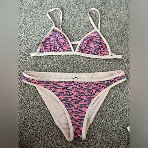 Chubbies gator bikini